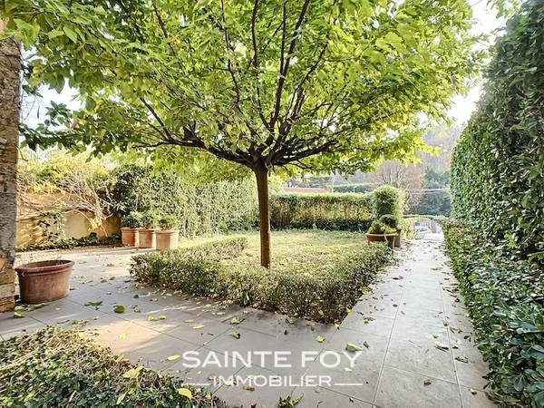 2021744 image5 - Sainte Foy Immobilier - Ce sont des agences immobilières dans l'Ouest Lyonnais spécialisées dans la location de maison ou d'appartement et la vente de propriété de prestige.