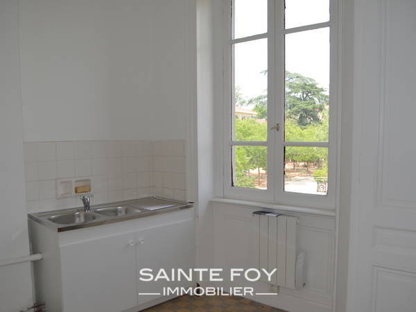2021762 image3 - Sainte Foy Immobilier - Ce sont des agences immobilières dans l'Ouest Lyonnais spécialisées dans la location de maison ou d'appartement et la vente de propriété de prestige.
