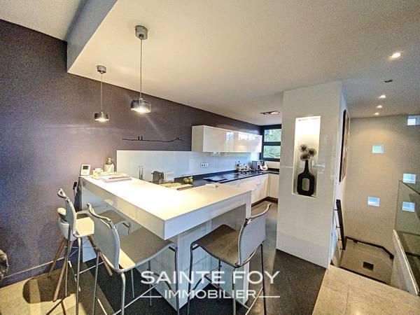 2021689 image4 - Sainte Foy Immobilier - Ce sont des agences immobilières dans l'Ouest Lyonnais spécialisées dans la location de maison ou d'appartement et la vente de propriété de prestige.