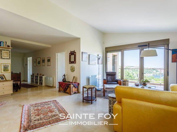 2021766 image3 - Sainte Foy Immobilier - Ce sont des agences immobilières dans l'Ouest Lyonnais spécialisées dans la location de maison ou d'appartement et la vente de propriété de prestige.