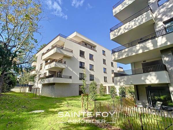 2021587 image9 - Sainte Foy Immobilier - Ce sont des agences immobilières dans l'Ouest Lyonnais spécialisées dans la location de maison ou d'appartement et la vente de propriété de prestige.