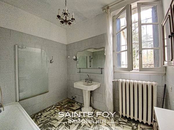 2021771 image6 - Sainte Foy Immobilier - Ce sont des agences immobilières dans l'Ouest Lyonnais spécialisées dans la location de maison ou d'appartement et la vente de propriété de prestige.