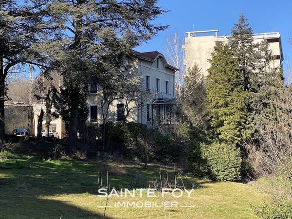 2021771 image10 - Sainte Foy Immobilier - Ce sont des agences immobilières dans l'Ouest Lyonnais spécialisées dans la location de maison ou d'appartement et la vente de propriété de prestige.