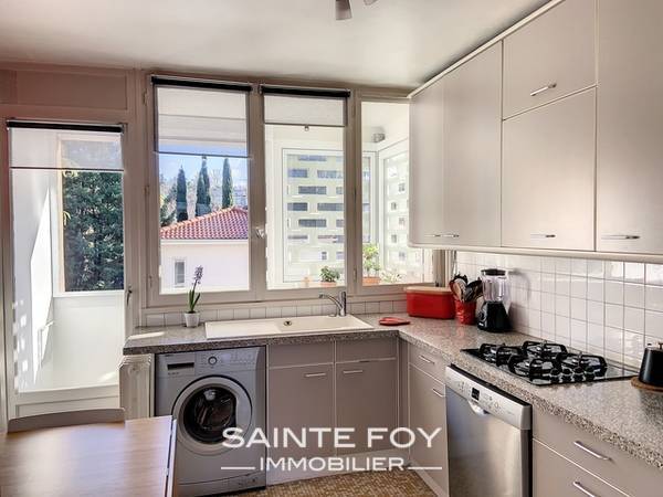 2021719 image2 - Sainte Foy Immobilier - Ce sont des agences immobilières dans l'Ouest Lyonnais spécialisées dans la location de maison ou d'appartement et la vente de propriété de prestige.