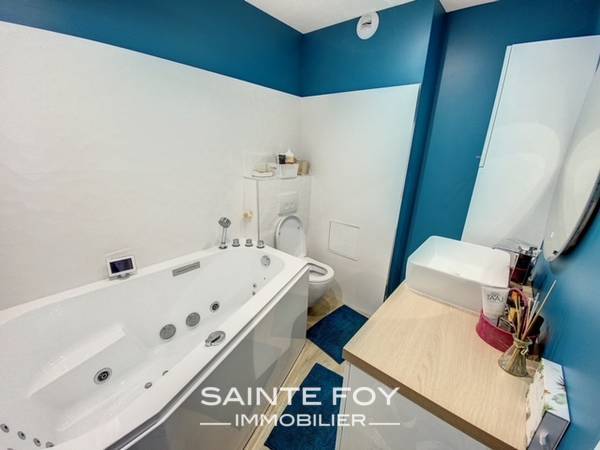 2021797 image4 - Sainte Foy Immobilier - Ce sont des agences immobilières dans l'Ouest Lyonnais spécialisées dans la location de maison ou d'appartement et la vente de propriété de prestige.