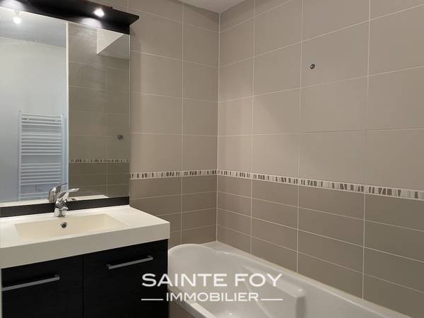 2021798 image6 - Sainte Foy Immobilier - Ce sont des agences immobilières dans l'Ouest Lyonnais spécialisées dans la location de maison ou d'appartement et la vente de propriété de prestige.