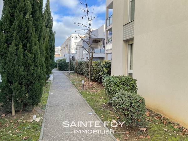 2021798 image7 - Sainte Foy Immobilier - Ce sont des agences immobilières dans l'Ouest Lyonnais spécialisées dans la location de maison ou d'appartement et la vente de propriété de prestige.