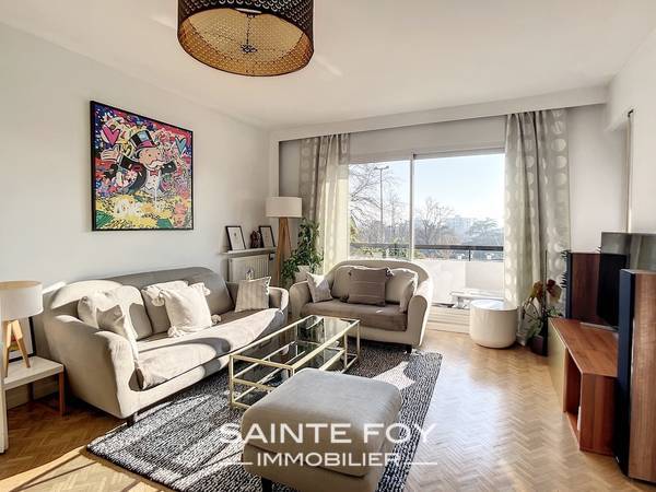 2021805 image9 - Sainte Foy Immobilier - Ce sont des agences immobilières dans l'Ouest Lyonnais spécialisées dans la location de maison ou d'appartement et la vente de propriété de prestige.
