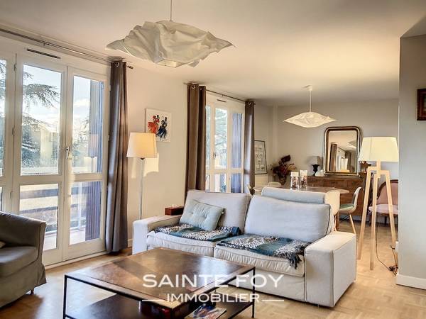 2021833 image2 - Sainte Foy Immobilier - Ce sont des agences immobilières dans l'Ouest Lyonnais spécialisées dans la location de maison ou d'appartement et la vente de propriété de prestige.