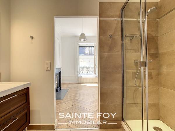2021842 image6 - Sainte Foy Immobilier - Ce sont des agences immobilières dans l'Ouest Lyonnais spécialisées dans la location de maison ou d'appartement et la vente de propriété de prestige.
