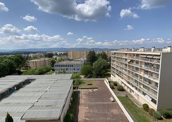 2021764 image1 - Sainte Foy Immobilier - Ce sont des agences immobilières dans l'Ouest Lyonnais spécialisées dans la location de maison ou d'appartement et la vente de propriété de prestige.