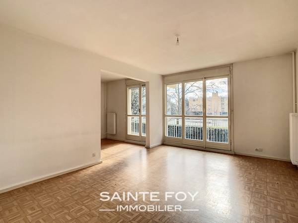 2021764 image3 - Sainte Foy Immobilier - Ce sont des agences immobilières dans l'Ouest Lyonnais spécialisées dans la location de maison ou d'appartement et la vente de propriété de prestige.