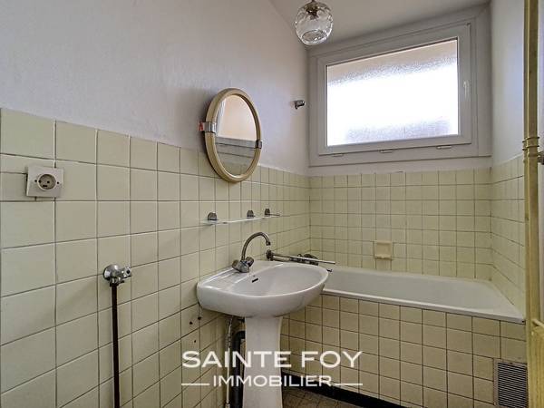 2021764 image8 - Sainte Foy Immobilier - Ce sont des agences immobilières dans l'Ouest Lyonnais spécialisées dans la location de maison ou d'appartement et la vente de propriété de prestige.