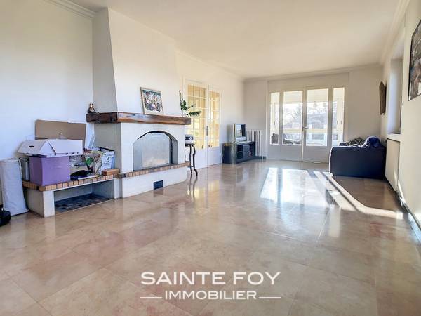 2021853 image2 - Sainte Foy Immobilier - Ce sont des agences immobilières dans l'Ouest Lyonnais spécialisées dans la location de maison ou d'appartement et la vente de propriété de prestige.