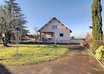 2021853 image1 - Sainte Foy Immobilier - Ce sont des agences immobilières dans l'Ouest Lyonnais spécialisées dans la location de maison ou d'appartement et la vente de propriété de prestige.