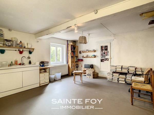 2021884 image9 - Sainte Foy Immobilier - Ce sont des agences immobilières dans l'Ouest Lyonnais spécialisées dans la location de maison ou d'appartement et la vente de propriété de prestige.