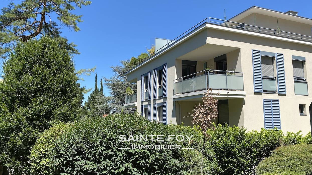 2021890 image1 - Sainte Foy Immobilier - Ce sont des agences immobilières dans l'Ouest Lyonnais spécialisées dans la location de maison ou d'appartement et la vente de propriété de prestige.