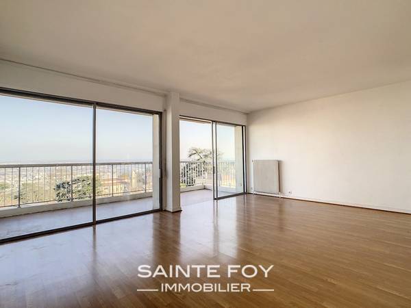 2021930 image3 - Sainte Foy Immobilier - Ce sont des agences immobilières dans l'Ouest Lyonnais spécialisées dans la location de maison ou d'appartement et la vente de propriété de prestige.