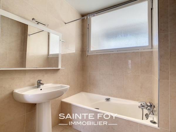 2021930 image6 - Sainte Foy Immobilier - Ce sont des agences immobilières dans l'Ouest Lyonnais spécialisées dans la location de maison ou d'appartement et la vente de propriété de prestige.