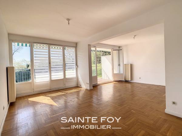 2021916 image3 - Sainte Foy Immobilier - Ce sont des agences immobilières dans l'Ouest Lyonnais spécialisées dans la location de maison ou d'appartement et la vente de propriété de prestige.