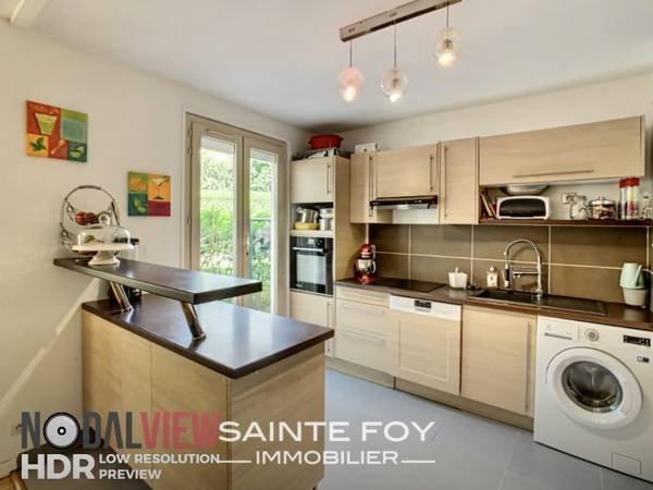 2021954 image2 - Sainte Foy Immobilier - Ce sont des agences immobilières dans l'Ouest Lyonnais spécialisées dans la location de maison ou d'appartement et la vente de propriété de prestige.