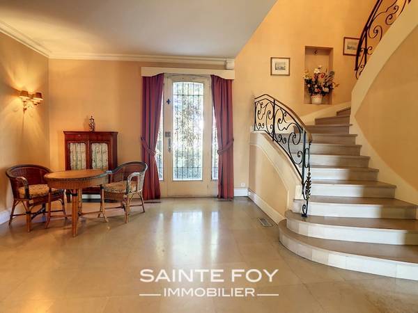 2021803 image2 - Sainte Foy Immobilier - Ce sont des agences immobilières dans l'Ouest Lyonnais spécialisées dans la location de maison ou d'appartement et la vente de propriété de prestige.