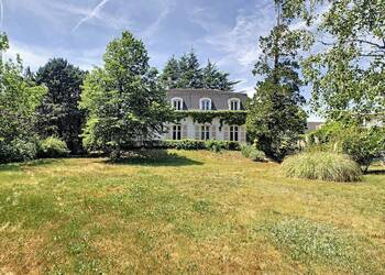 2021803 image1 - Sainte Foy Immobilier - Ce sont des agences immobilières dans l'Ouest Lyonnais spécialisées dans la location de maison ou d'appartement et la vente de propriété de prestige.