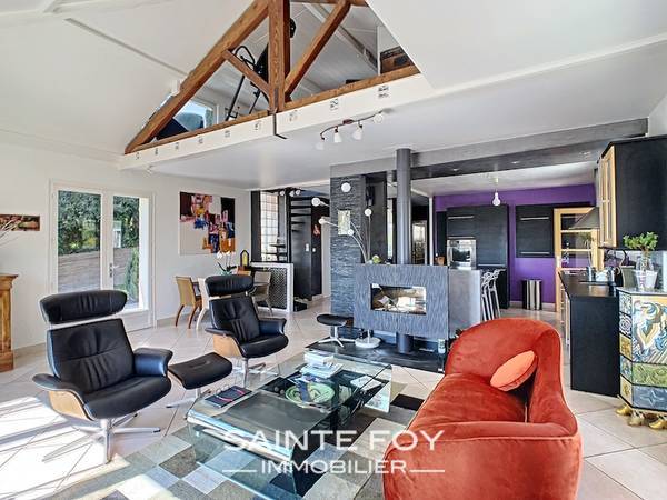 2021975 image2 - Sainte Foy Immobilier - Ce sont des agences immobilières dans l'Ouest Lyonnais spécialisées dans la location de maison ou d'appartement et la vente de propriété de prestige.