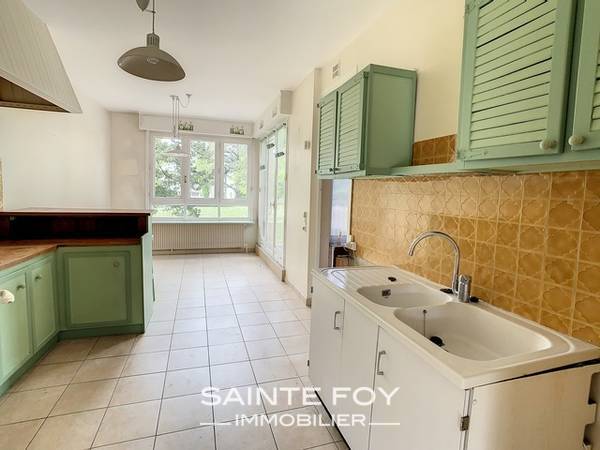 2021982 image2 - Sainte Foy Immobilier - Ce sont des agences immobilières dans l'Ouest Lyonnais spécialisées dans la location de maison ou d'appartement et la vente de propriété de prestige.