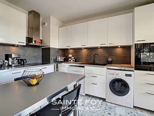 2022021 image5 - Sainte Foy Immobilier - Ce sont des agences immobilières dans l'Ouest Lyonnais spécialisées dans la location de maison ou d'appartement et la vente de propriété de prestige.