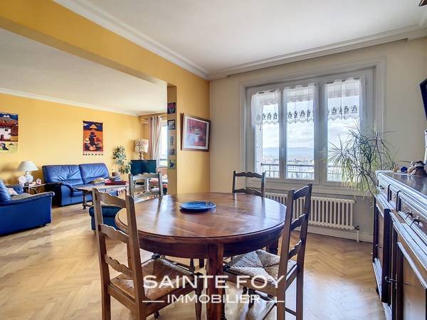2022022 image4 - Sainte Foy Immobilier - Ce sont des agences immobilières dans l'Ouest Lyonnais spécialisées dans la location de maison ou d'appartement et la vente de propriété de prestige.