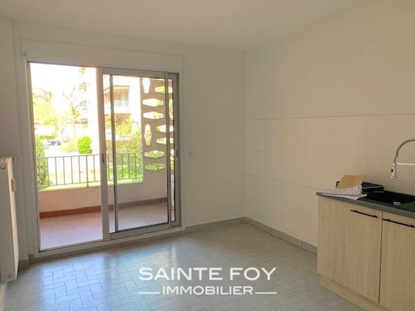 2022035 image4 - Sainte Foy Immobilier - Ce sont des agences immobilières dans l'Ouest Lyonnais spécialisées dans la location de maison ou d'appartement et la vente de propriété de prestige.