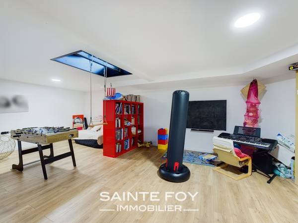 2021653 image9 - Sainte Foy Immobilier - Ce sont des agences immobilières dans l'Ouest Lyonnais spécialisées dans la location de maison ou d'appartement et la vente de propriété de prestige.