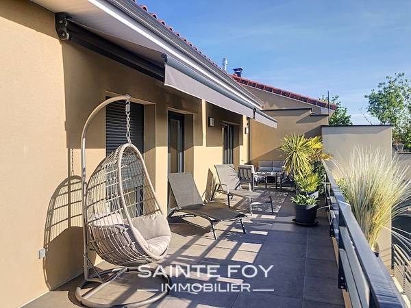 2021970 image8 - Sainte Foy Immobilier - Ce sont des agences immobilières dans l'Ouest Lyonnais spécialisées dans la location de maison ou d'appartement et la vente de propriété de prestige.