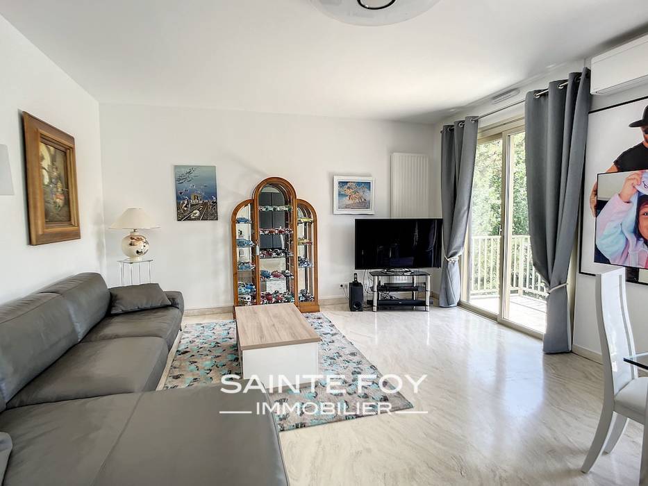 2021971 image1 - Sainte Foy Immobilier - Ce sont des agences immobilières dans l'Ouest Lyonnais spécialisées dans la location de maison ou d'appartement et la vente de propriété de prestige.