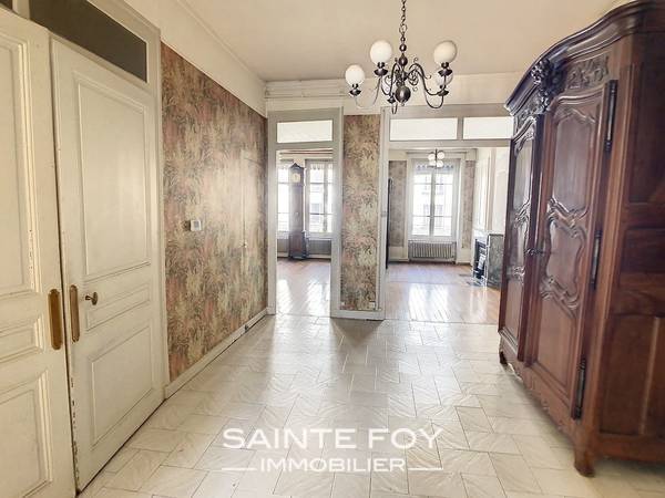 2022054 image6 - Sainte Foy Immobilier - Ce sont des agences immobilières dans l'Ouest Lyonnais spécialisées dans la location de maison ou d'appartement et la vente de propriété de prestige.