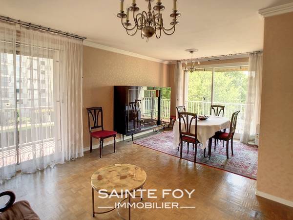 2022068 image3 - Sainte Foy Immobilier - Ce sont des agences immobilières dans l'Ouest Lyonnais spécialisées dans la location de maison ou d'appartement et la vente de propriété de prestige.