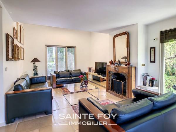 2022064 image2 - Sainte Foy Immobilier - Ce sont des agences immobilières dans l'Ouest Lyonnais spécialisées dans la location de maison ou d'appartement et la vente de propriété de prestige.