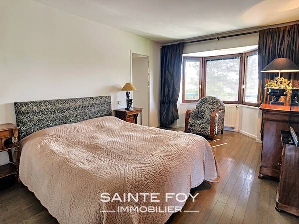2022064 image5 - Sainte Foy Immobilier - Ce sont des agences immobilières dans l'Ouest Lyonnais spécialisées dans la location de maison ou d'appartement et la vente de propriété de prestige.