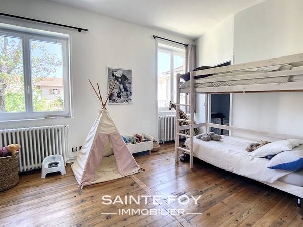 2022042 image6 - Sainte Foy Immobilier - Ce sont des agences immobilières dans l'Ouest Lyonnais spécialisées dans la location de maison ou d'appartement et la vente de propriété de prestige.