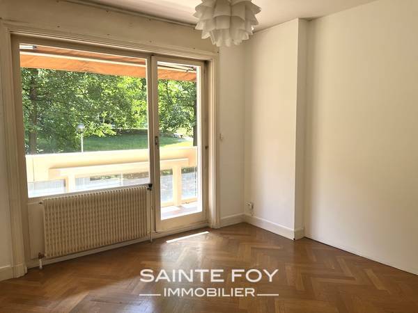 2022063 image6 - Sainte Foy Immobilier - Ce sont des agences immobilières dans l'Ouest Lyonnais spécialisées dans la location de maison ou d'appartement et la vente de propriété de prestige.