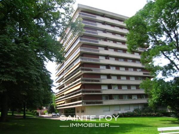 2022063 image8 - Sainte Foy Immobilier - Ce sont des agences immobilières dans l'Ouest Lyonnais spécialisées dans la location de maison ou d'appartement et la vente de propriété de prestige.