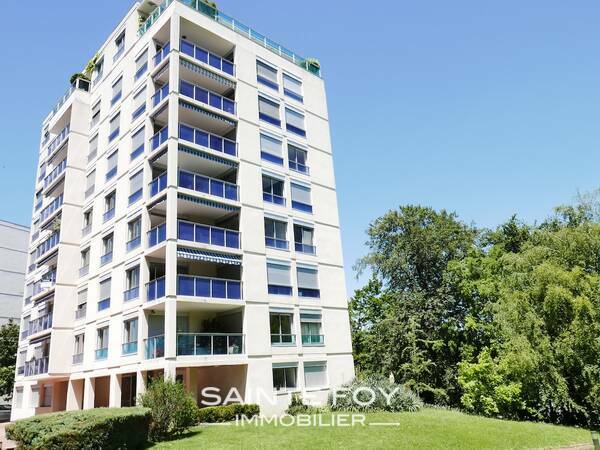 2021137 image8 - Sainte Foy Immobilier - Ce sont des agences immobilières dans l'Ouest Lyonnais spécialisées dans la location de maison ou d'appartement et la vente de propriété de prestige.