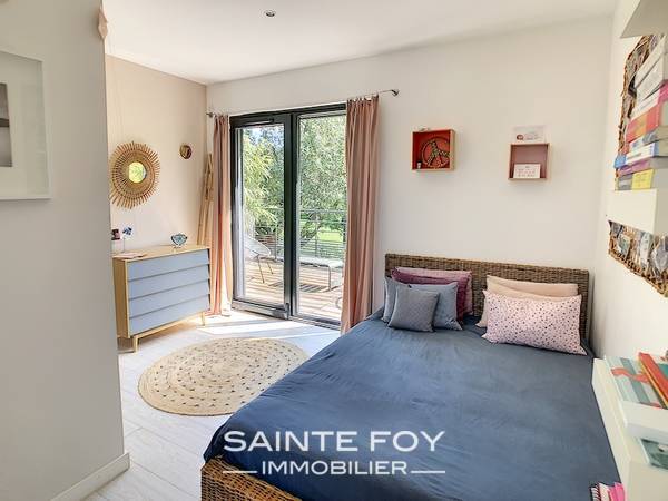 2022032 image6 - Sainte Foy Immobilier - Ce sont des agences immobilières dans l'Ouest Lyonnais spécialisées dans la location de maison ou d'appartement et la vente de propriété de prestige.