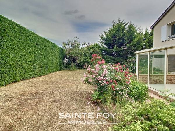 2022059 image2 - Sainte Foy Immobilier - Ce sont des agences immobilières dans l'Ouest Lyonnais spécialisées dans la location de maison ou d'appartement et la vente de propriété de prestige.