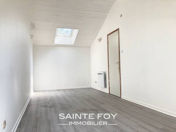 2022059 image4 - Sainte Foy Immobilier - Ce sont des agences immobilières dans l'Ouest Lyonnais spécialisées dans la location de maison ou d'appartement et la vente de propriété de prestige.