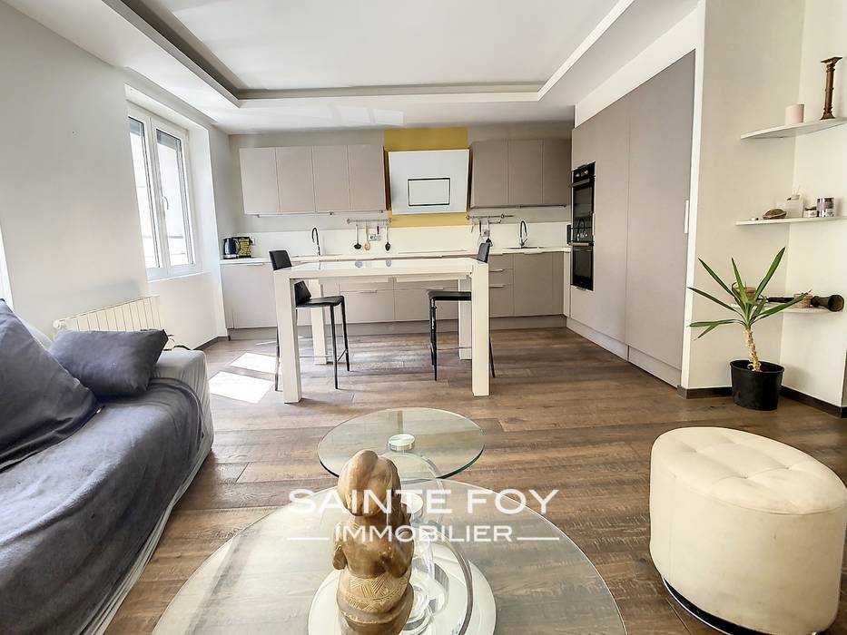 2022087 image1 - Sainte Foy Immobilier - Ce sont des agences immobilières dans l'Ouest Lyonnais spécialisées dans la location de maison ou d'appartement et la vente de propriété de prestige.