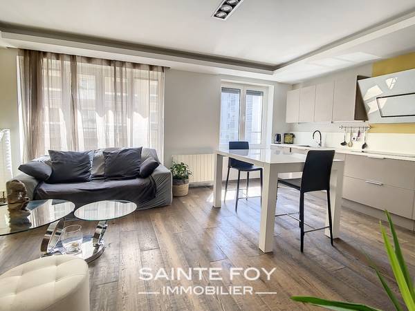 2022087 image2 - Sainte Foy Immobilier - Ce sont des agences immobilières dans l'Ouest Lyonnais spécialisées dans la location de maison ou d'appartement et la vente de propriété de prestige.