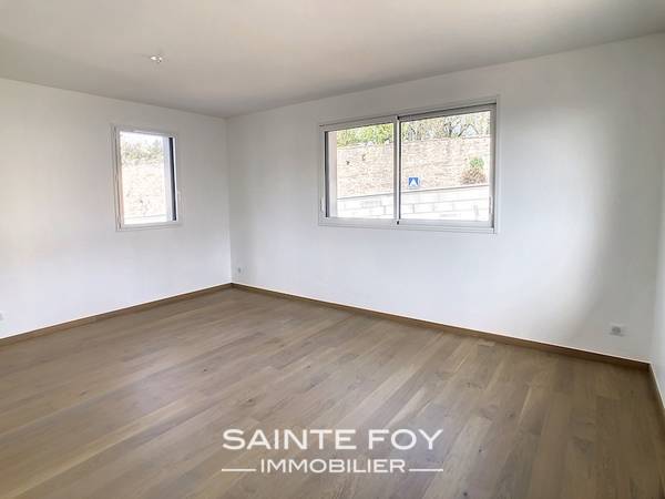 2021763 image6 - Sainte Foy Immobilier - Ce sont des agences immobilières dans l'Ouest Lyonnais spécialisées dans la location de maison ou d'appartement et la vente de propriété de prestige.