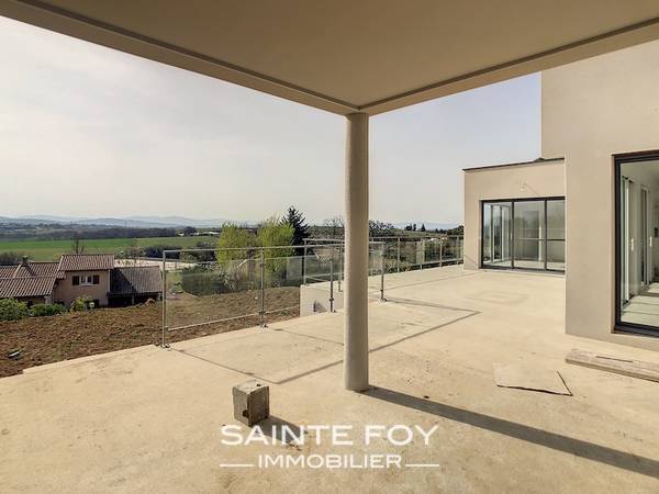 2021763 image8 - Sainte Foy Immobilier - Ce sont des agences immobilières dans l'Ouest Lyonnais spécialisées dans la location de maison ou d'appartement et la vente de propriété de prestige.